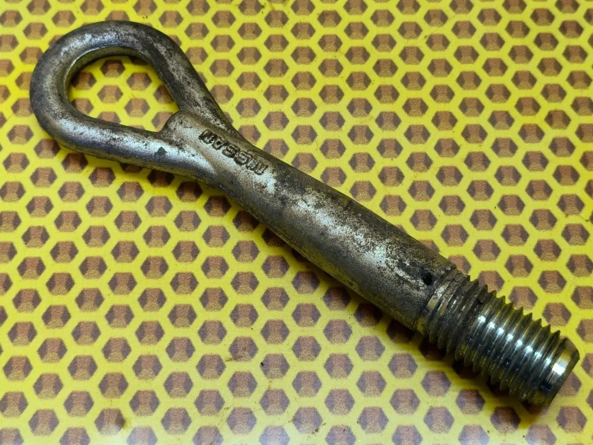 Крюк буксировочный Nissan Murano 2011 511121KA0A Z51 VQ35DE