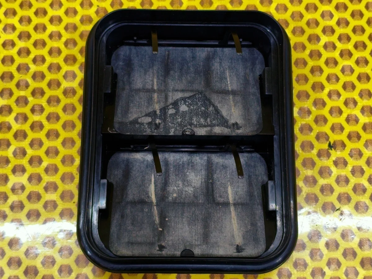 Решетка вентиляционная Nissan Murano 2011 76804ED50A Z51 VQ35DE, задняя левая