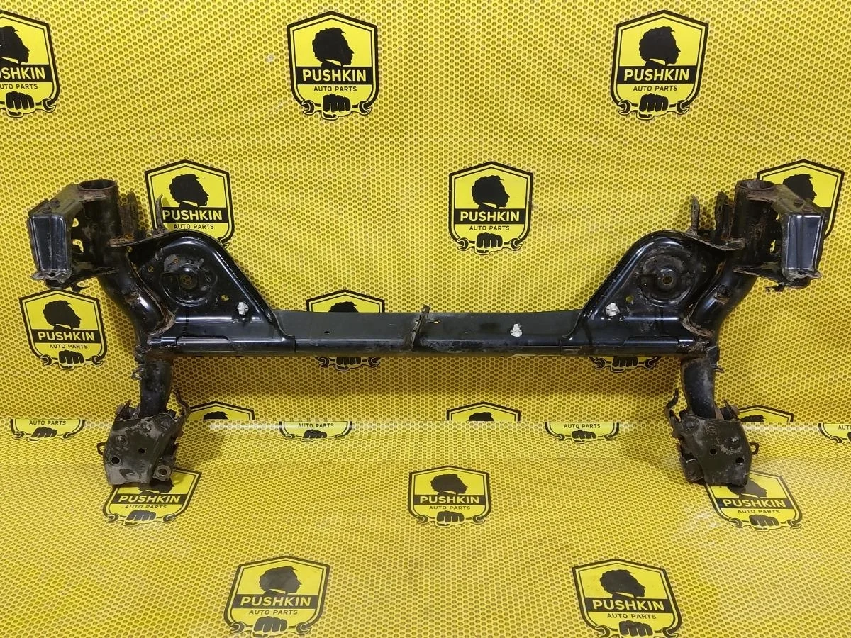 Балка подвески Nissan Juke 2014 55501BX65A F15 HR16DE, задняя