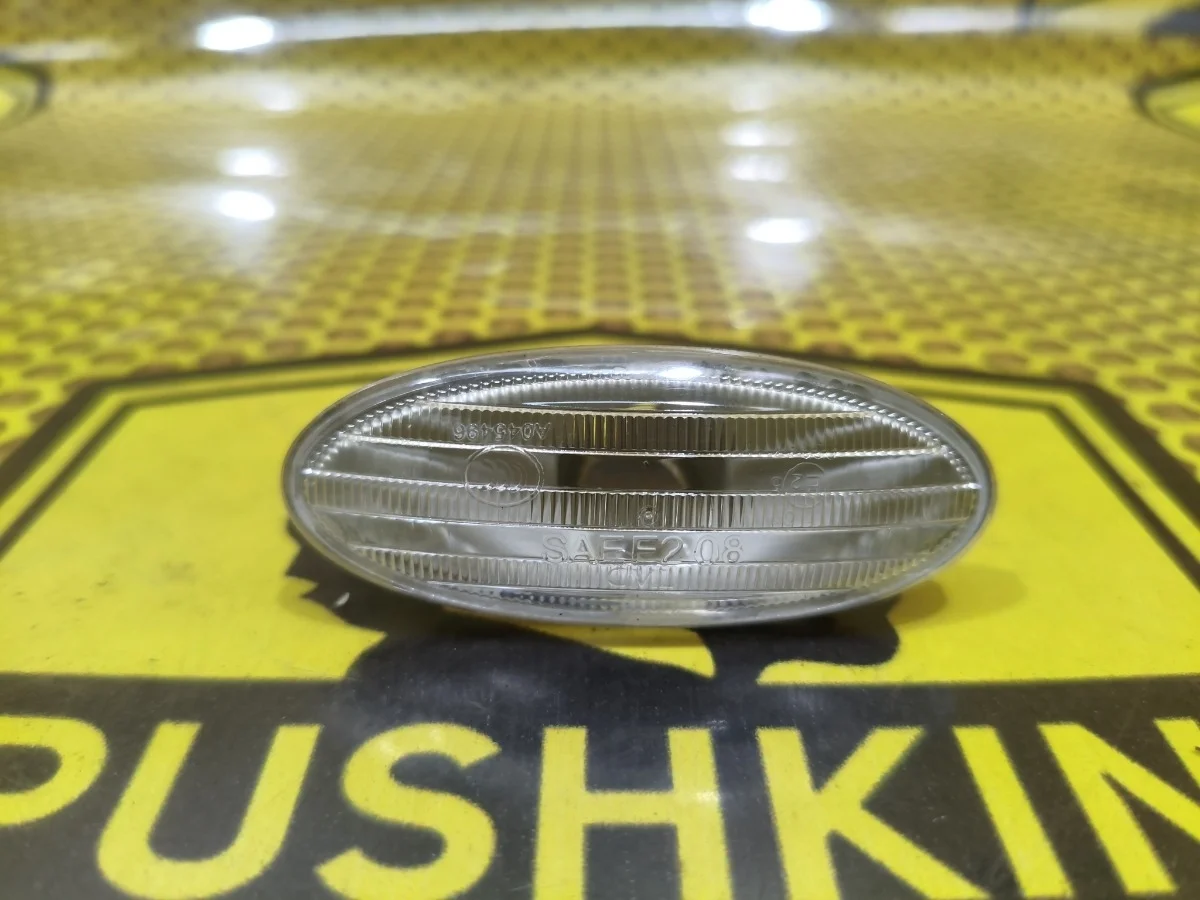 Поворотник в крыло Nissan Juke 2014 261608990A F15 HR16DE, левый