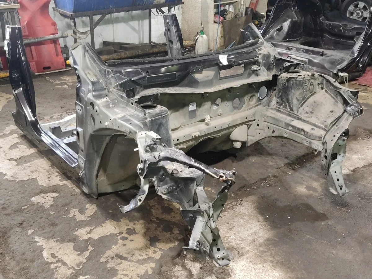 Часть кузова Nissan Juke 2014 75113AX630 F15 HR16DE, передний