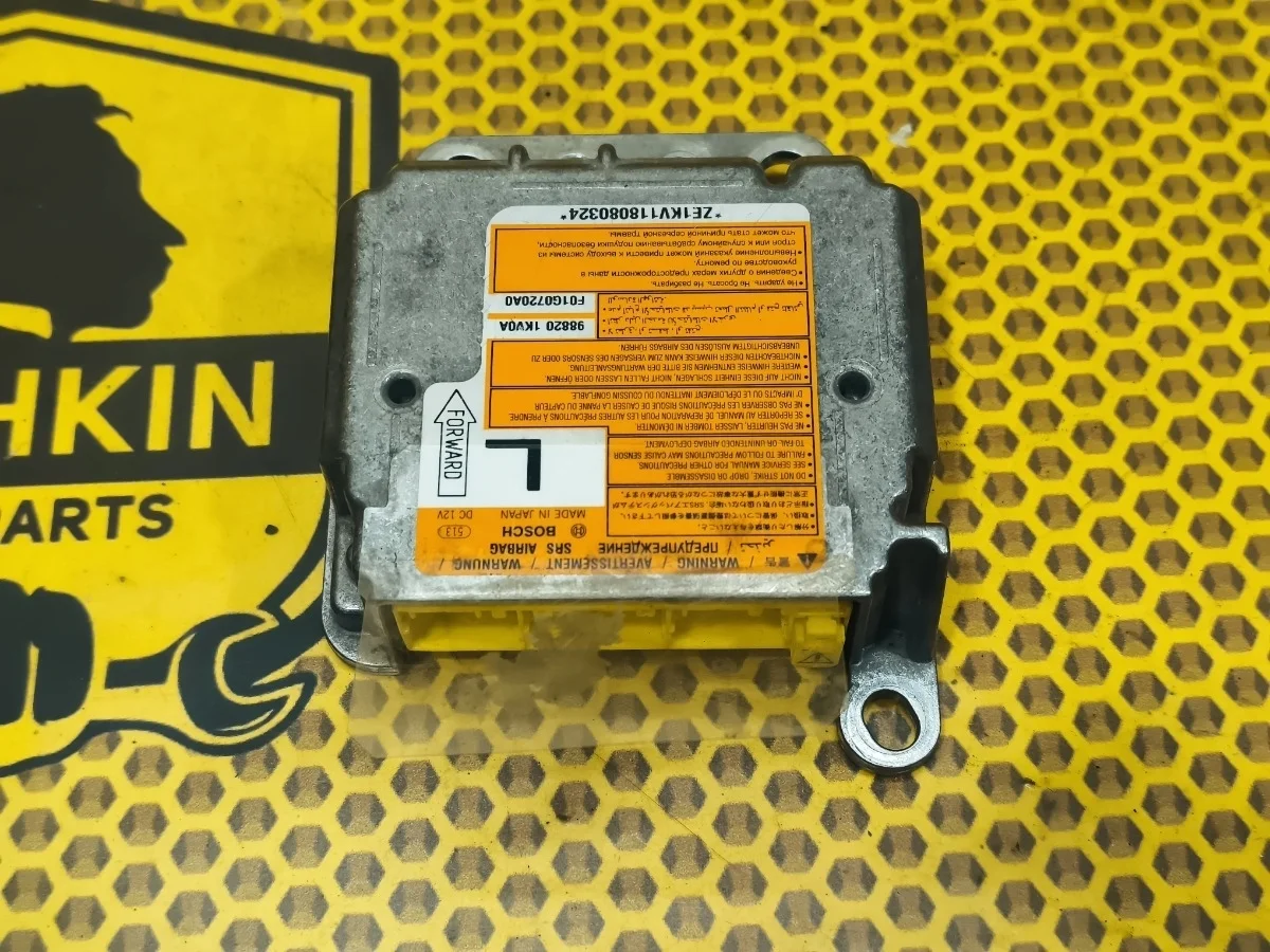 Блок управления AIRBAG Nissan Juke 2011 988201KV0A F15 MR16DDT