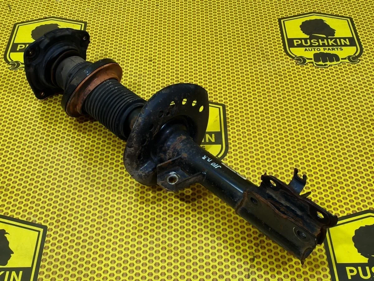 Амортизатор подвески Nissan Qashqai 2012 E4302BR05A J10 HR16DE, передний правый