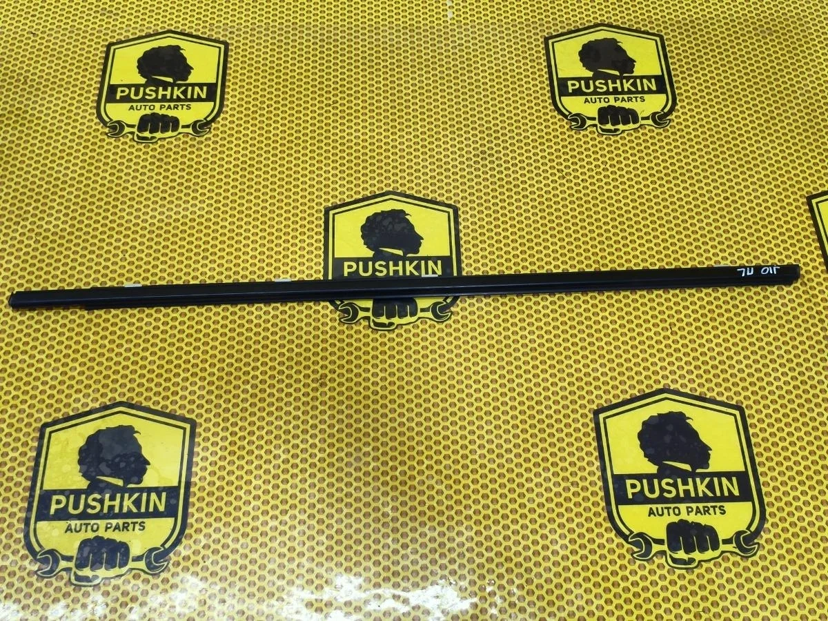 Бархотка внешняя Nissan Qashqai 2012 80821JD00A J10 HR16DE, передняя левая