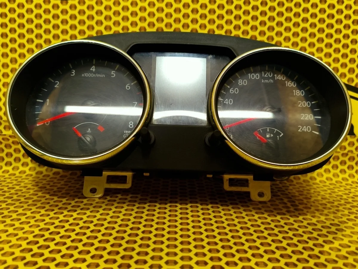 Панель приборов Nissan Qashqai 2012 24810BR53A J10 HR16DE