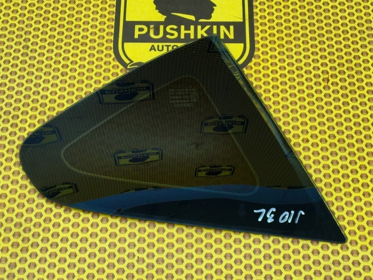 Стекло кузовное Nissan Qashqai 2012 83313JD00A J10 HR16DE, заднее левое