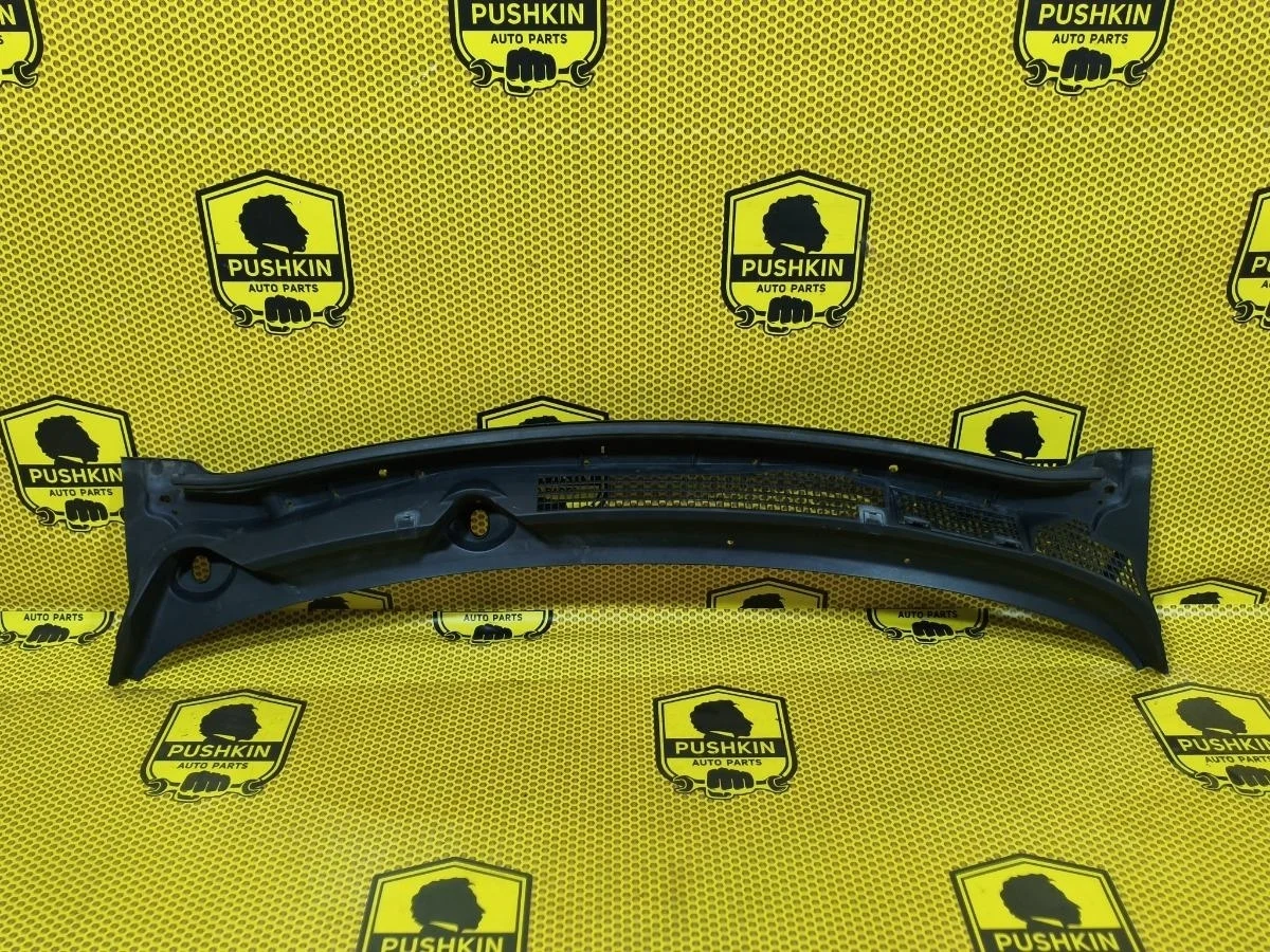 Жабо Nissan Qashqai 2011 66862JD900 J10 MR20DE