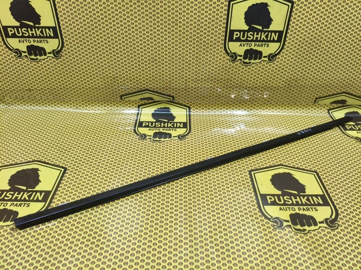 Бархотка внешняя Nissan Qashqai 2011 80820JD00A J10 MR20DE, передняя правая