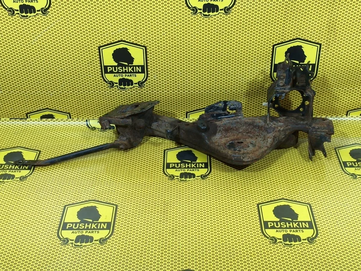 Рычаг продольный Nissan Qashqai 2011 55501JD00A J10 MR20DE, задний правый