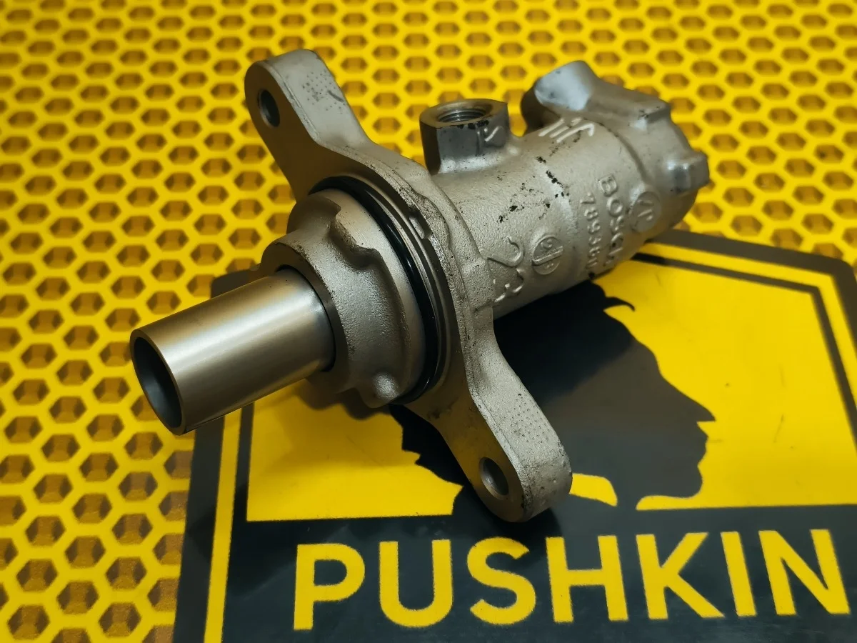 Главный тормозной цилиндр Nissan Qashqai 2018 460104EH1A J11 MR20DD