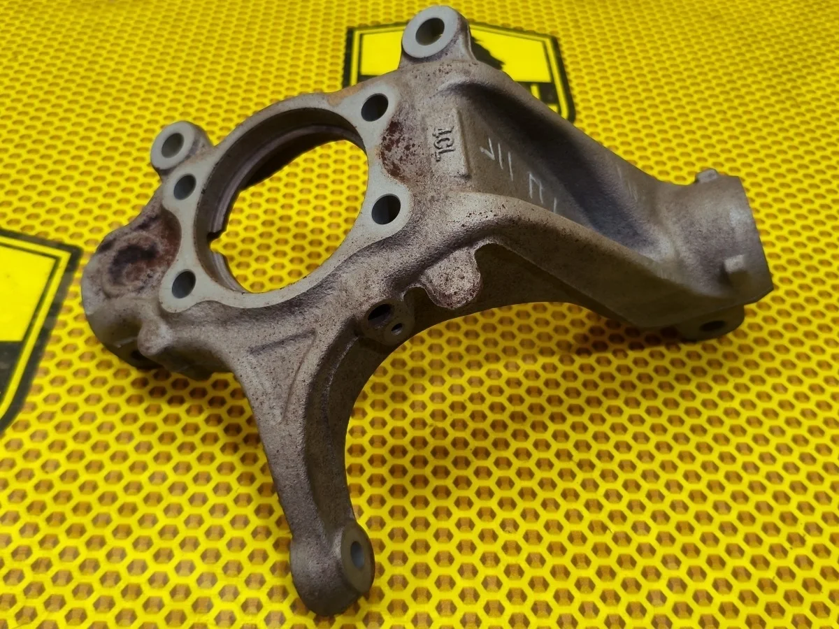 Кулак поворотный Nissan Qashqai 2018 400154CE0A J11 MR20DD, передний левый