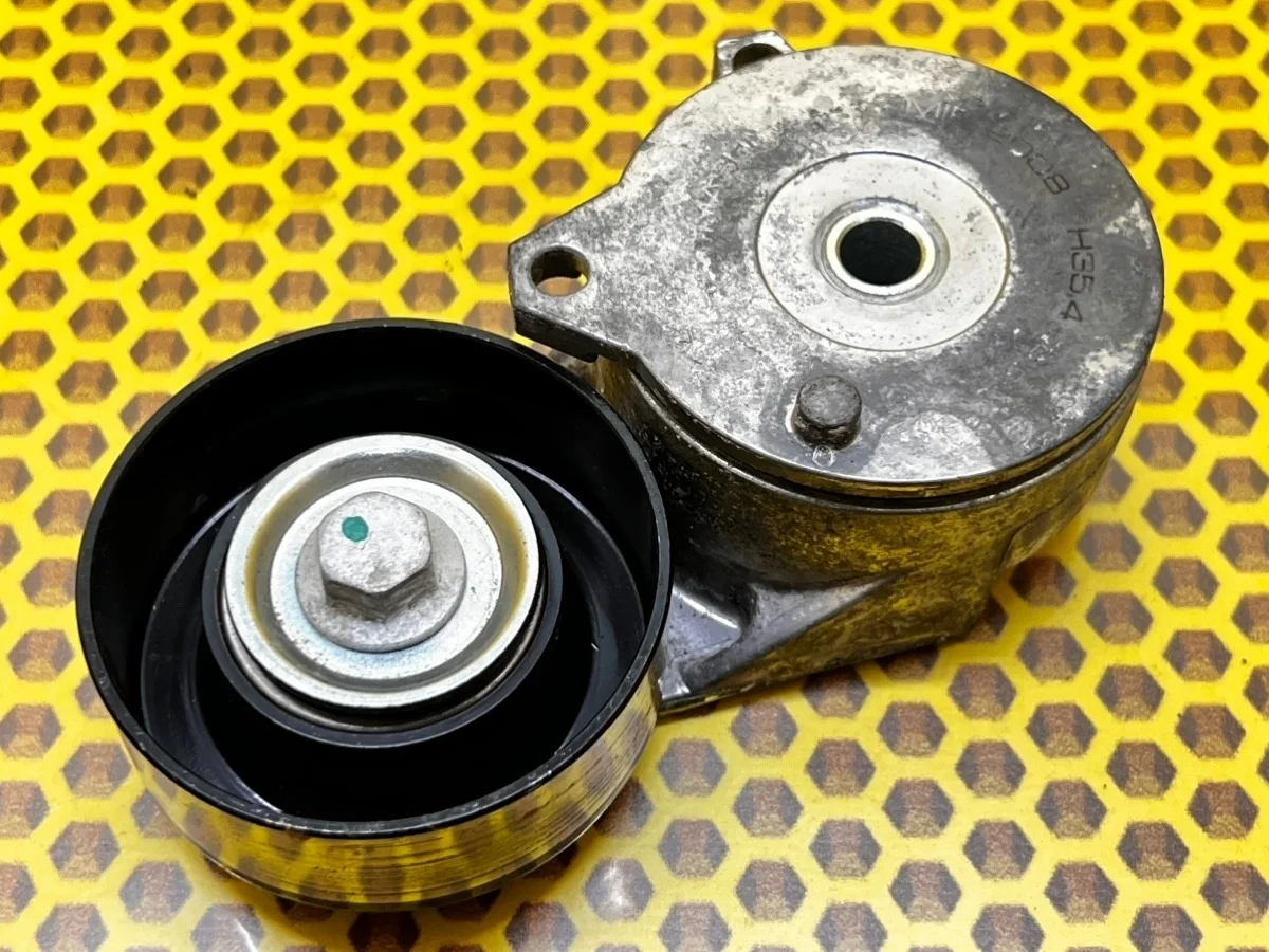 Натяжитель ремня приводного Nissan Qashqai 2018 119553RC0A J11 MR20DD