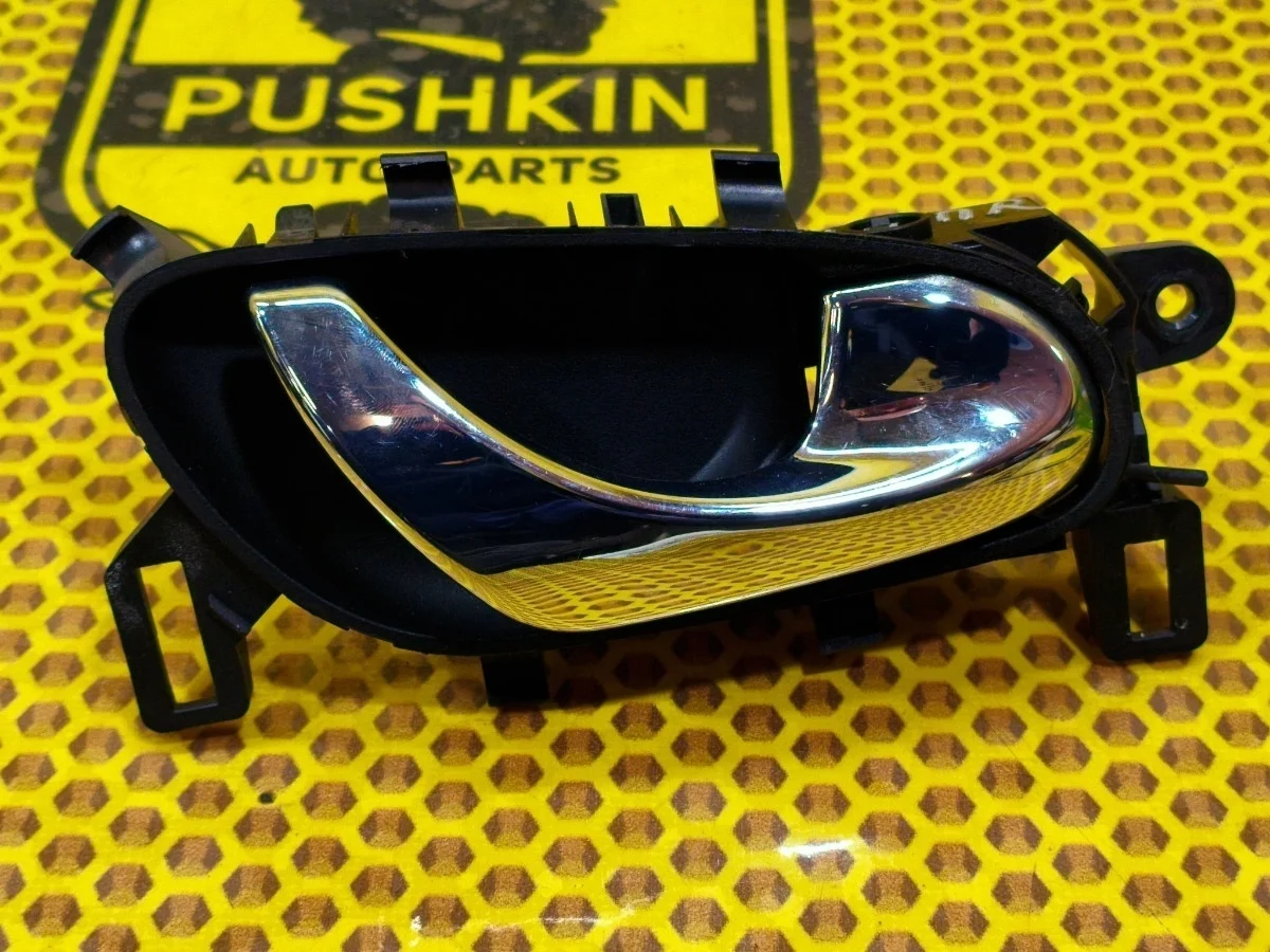 Ручка двери внутренняя Nissan Qashqai 2018 806704EA1A J11 MR20DD, передняя правая