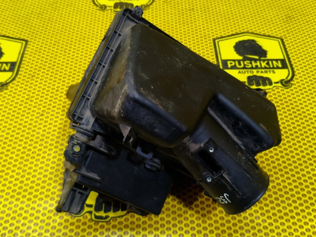 Корпус воздушного фильтра Nissan Teana 2013 165001AA0A J32 VQ25DE