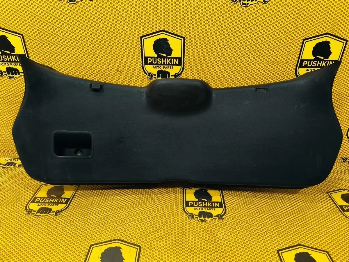 Обшивка крышки багажника Nissan Qashqai 2012 90901JD000 J10 HR16DE