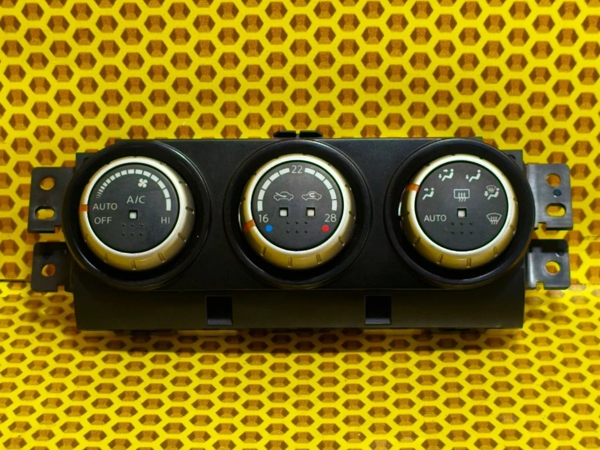 Блок климата Nissan X-Trail 2007 27500JG04A T31 QR25DE