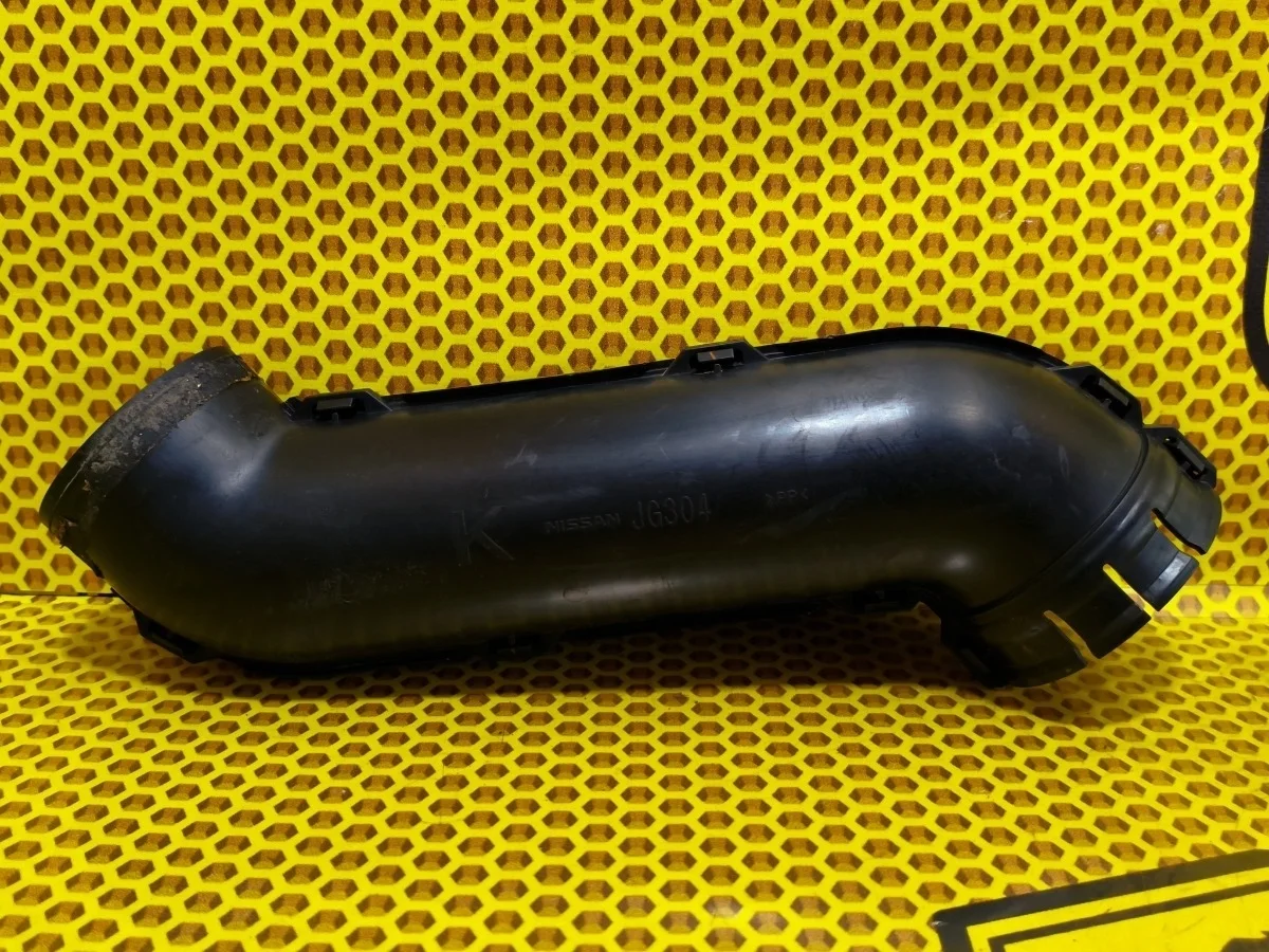 Воздухозаборник воздушного фильтра Nissan X-Trail 2007 16578JG30A T31 QR25DE