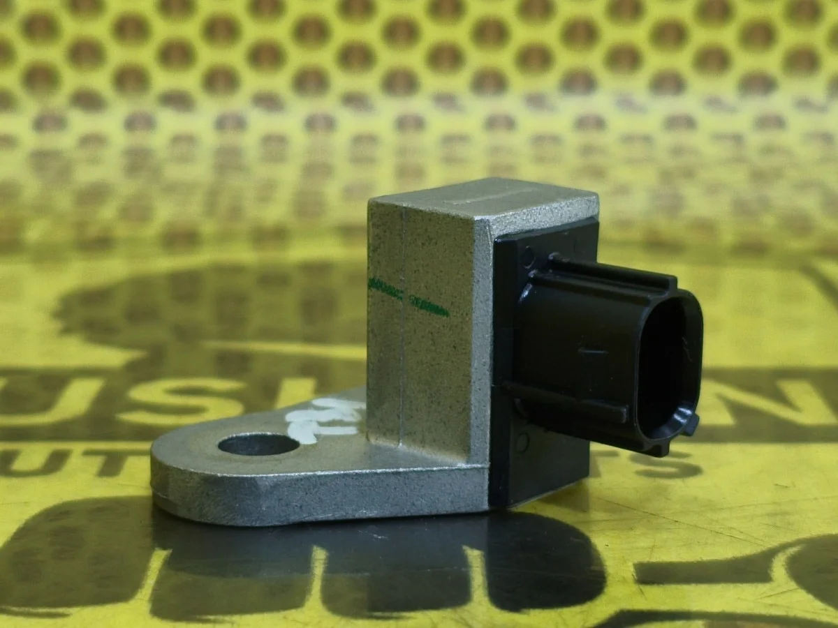 Датчик удара AIRBAG SRS Nissan X-TRAIL 2007 98830EG025 T31 QR25DE