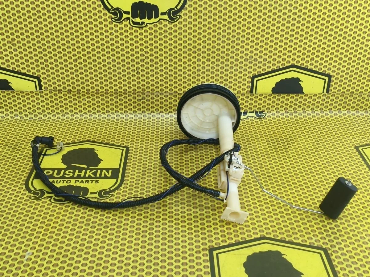 Датчик уровня топлива Nissan X-Trail 2007 25060JG00A T31 QR25DE