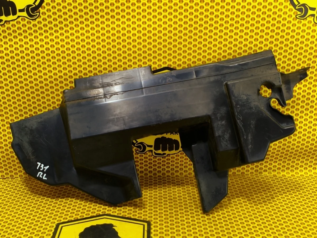 Дефлектор радиатора Nissan X-Trail 2007 62823JG30A T31 QR25DE, левый