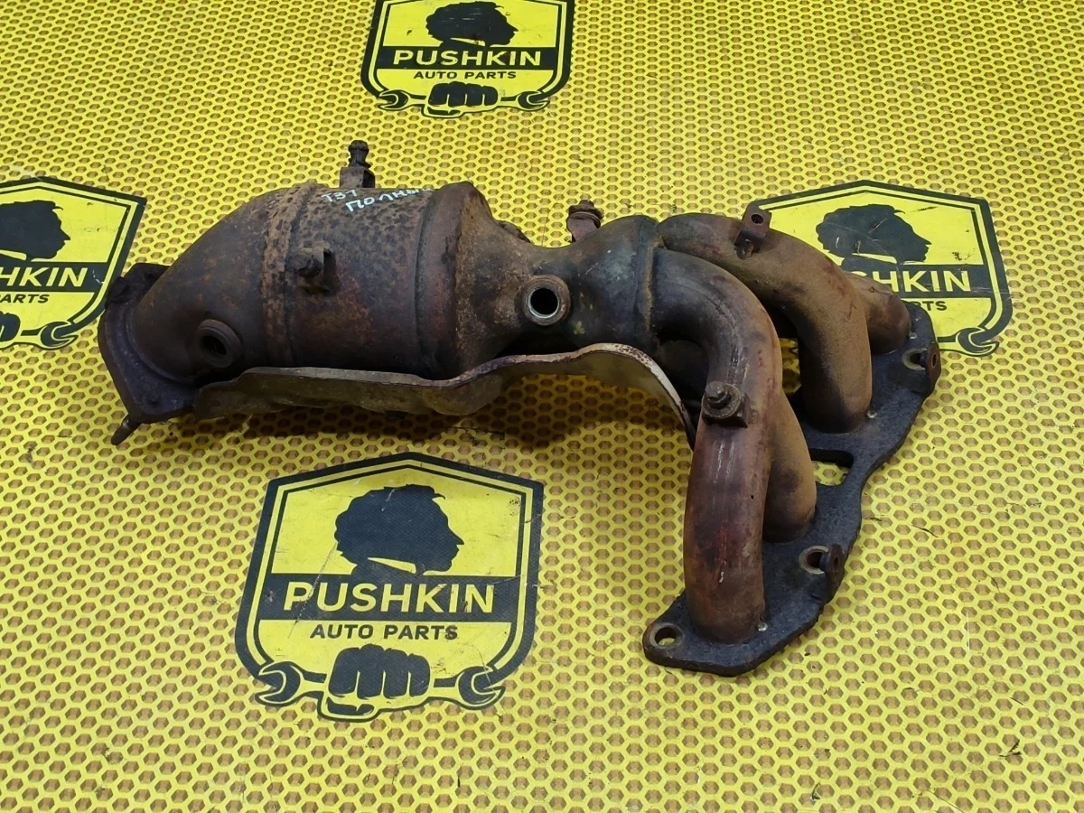 Коллектор выпускной Nissan X-TRAIL 2007 14002JM00E T31 QR25DE