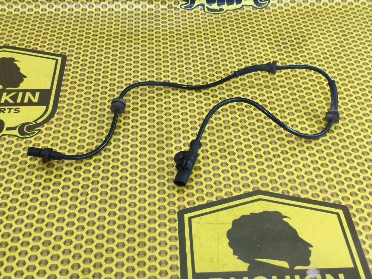 Датчик АБС Nissan Tiida 2008 47901EL00A C11 HR16DE, задний левый