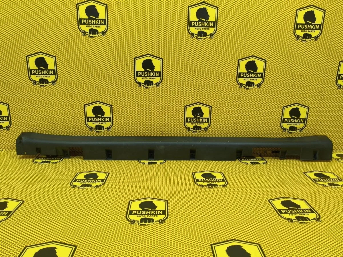 Накладка порога внешняя Nissan Tiida 2008 76851EM30A C11 HR16DE, левая