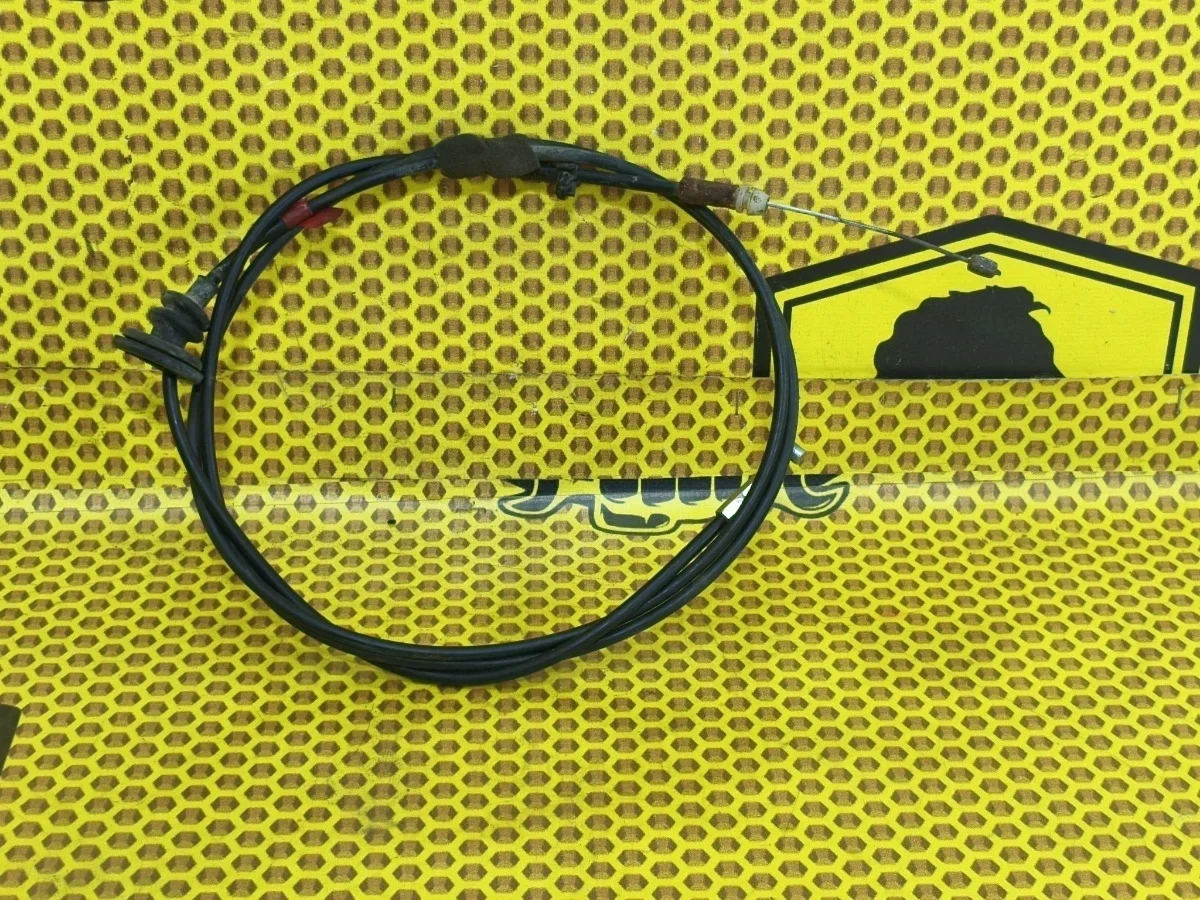 Трос капота Nissan Tiida 2008 65620EL00A C11 HR16DE