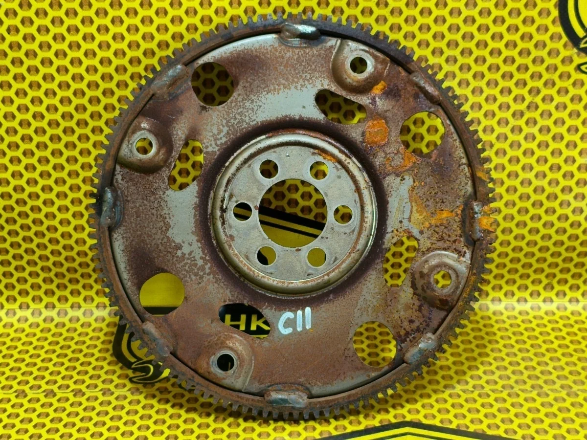 Маховик Nissan Tiida 2008 12331ED01A C11 HR16DE