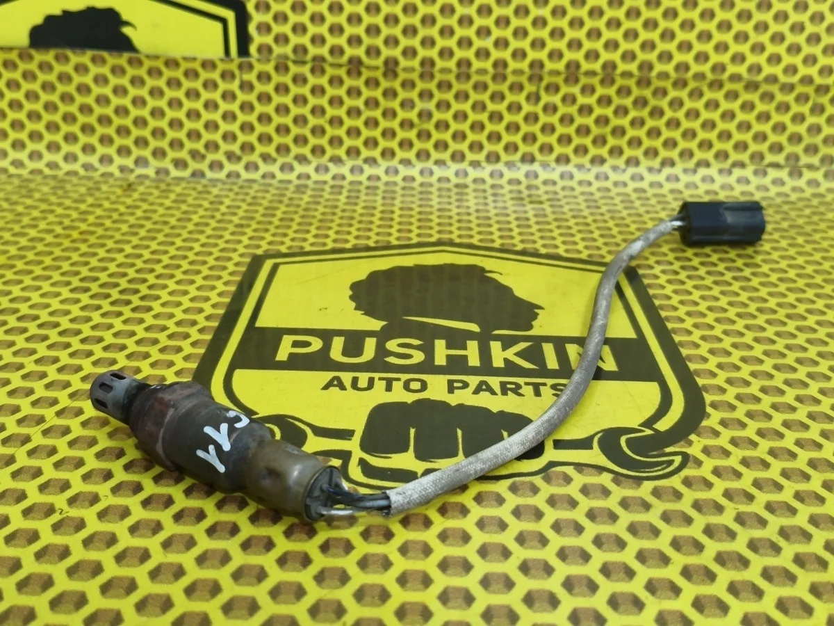 Датчик кислорода нижний Nissan Tiida 2008 226A0ET000 C11 HR16DE