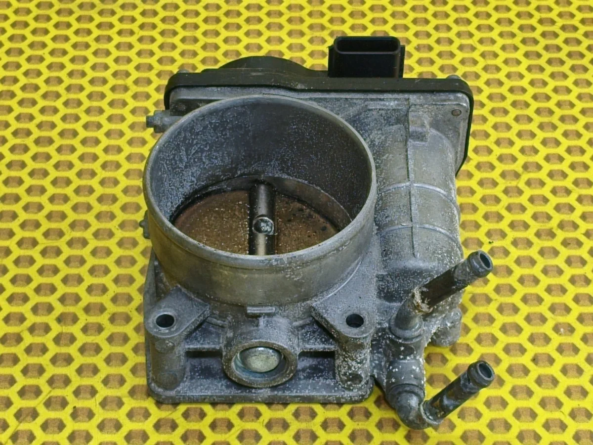 Дроссельная заслонка Nissan Teana 2011 16119JA10B J32 VQ35DE