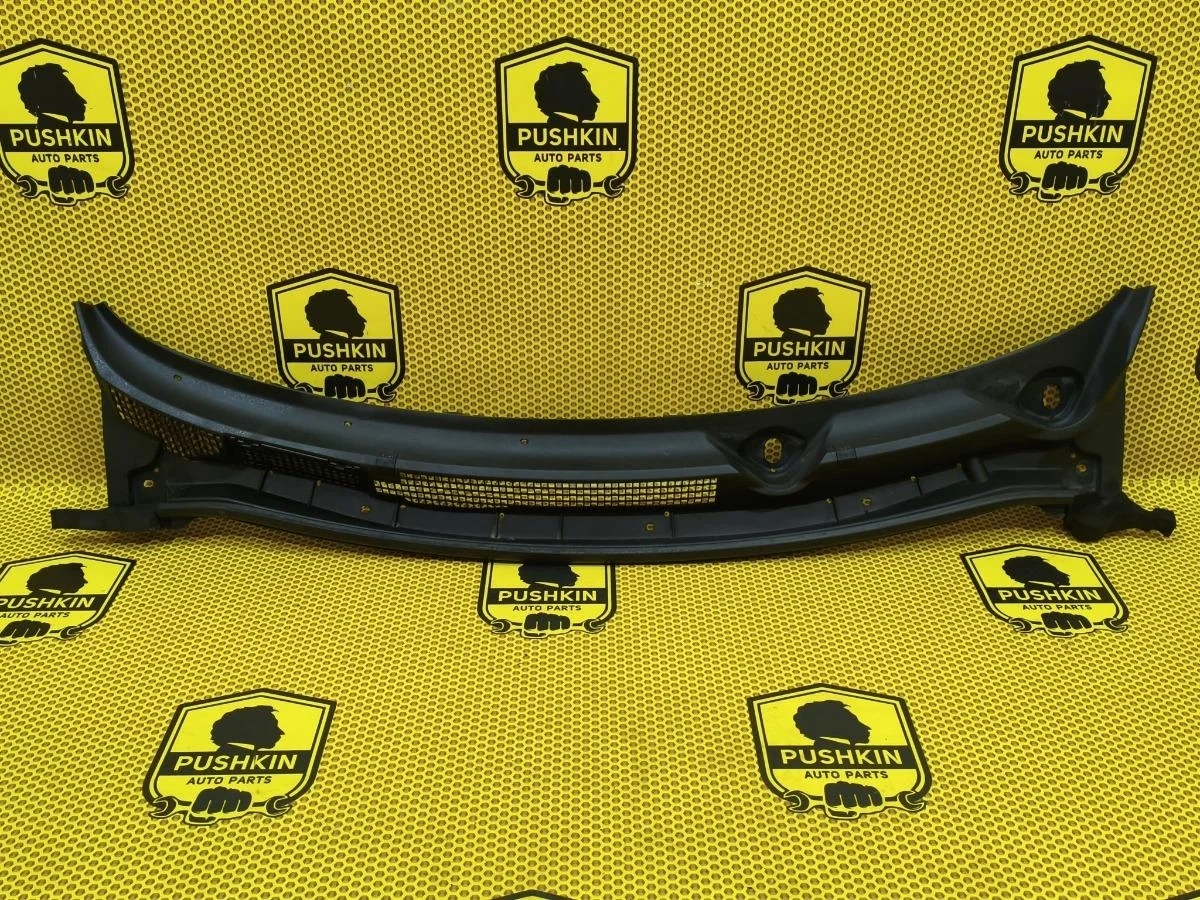 Жабо Nissan Qashqai 2011 66862JD900 J10 MR20DE