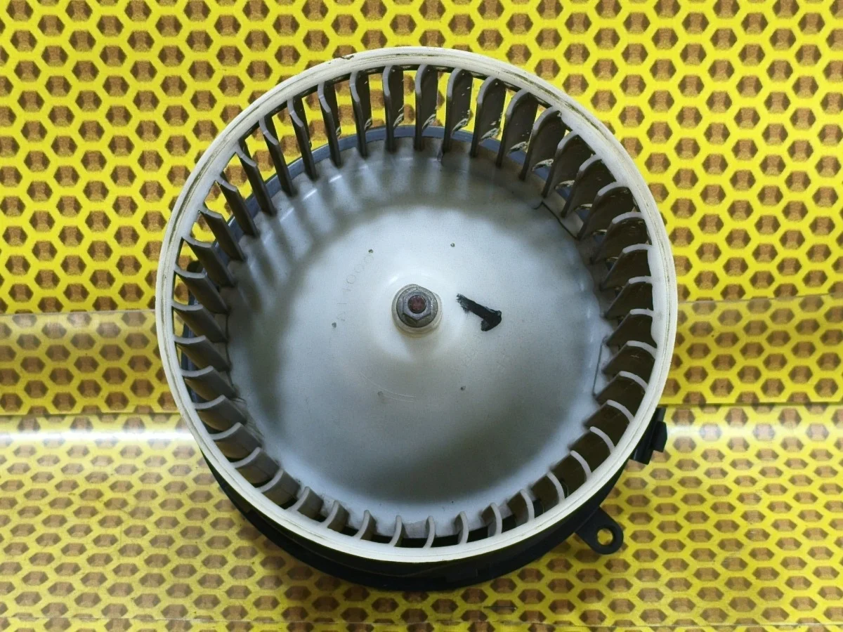 Мотор печки Nissan Qashqai 2011 27225ET10A J10 MR20DE