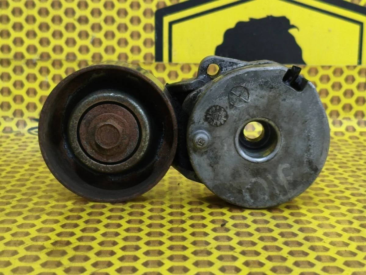 Натяжитель ремня приводного Nissan Qashqai 2011 11955JD21A J10 MR20DE