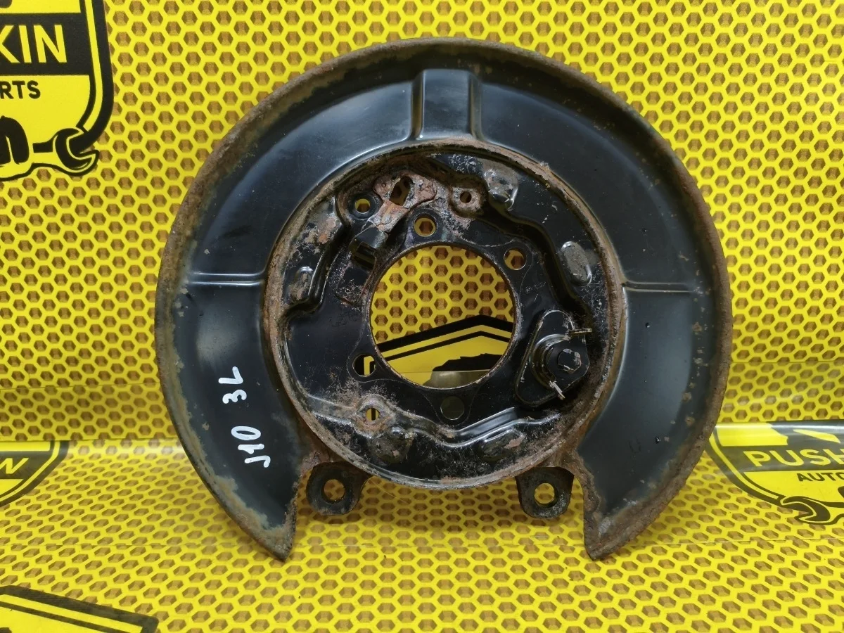 Пыльник тормозного барабана Nissan Qashqai 2011 44030CY01A J10 MR20DE, задний левый