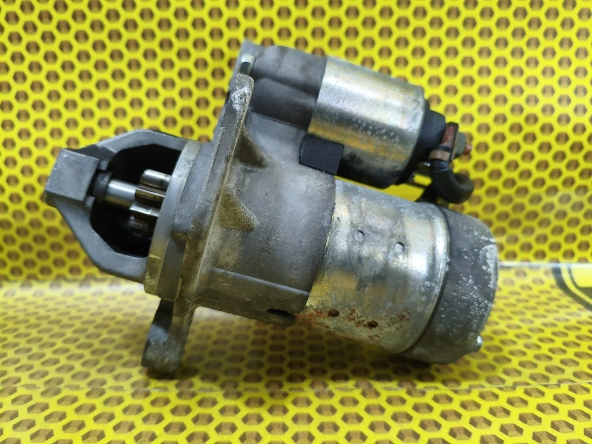 Стартер Nissan Qashqai 2011 23300EN20B J10 MR20DE