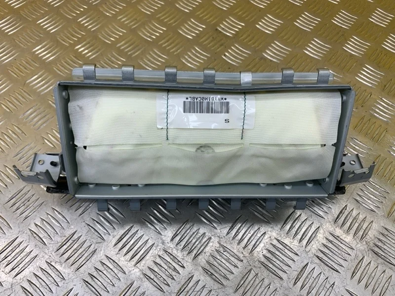 Подушка безопасности пассажирская (в торпедо) Infiniti Fx 30D ( 2002-2013) 2011 K851E1CX0A 3.0 D V9X