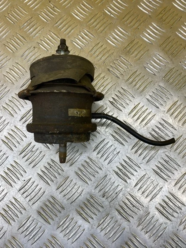 Подушка крепления двигателя Infiniti Fx 30D ( 2002-2013) 2011 112201BY0A 3.0 D V9X