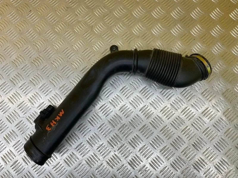 Патрубок воздушного фильтра Land Rover Range Rover Evoque I (2011-2018) 2011 LR024308 2.2 D 224DT