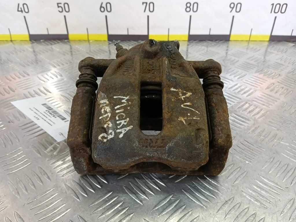 Суппорт передний правый NISSAN MICRA K12 (2002—20