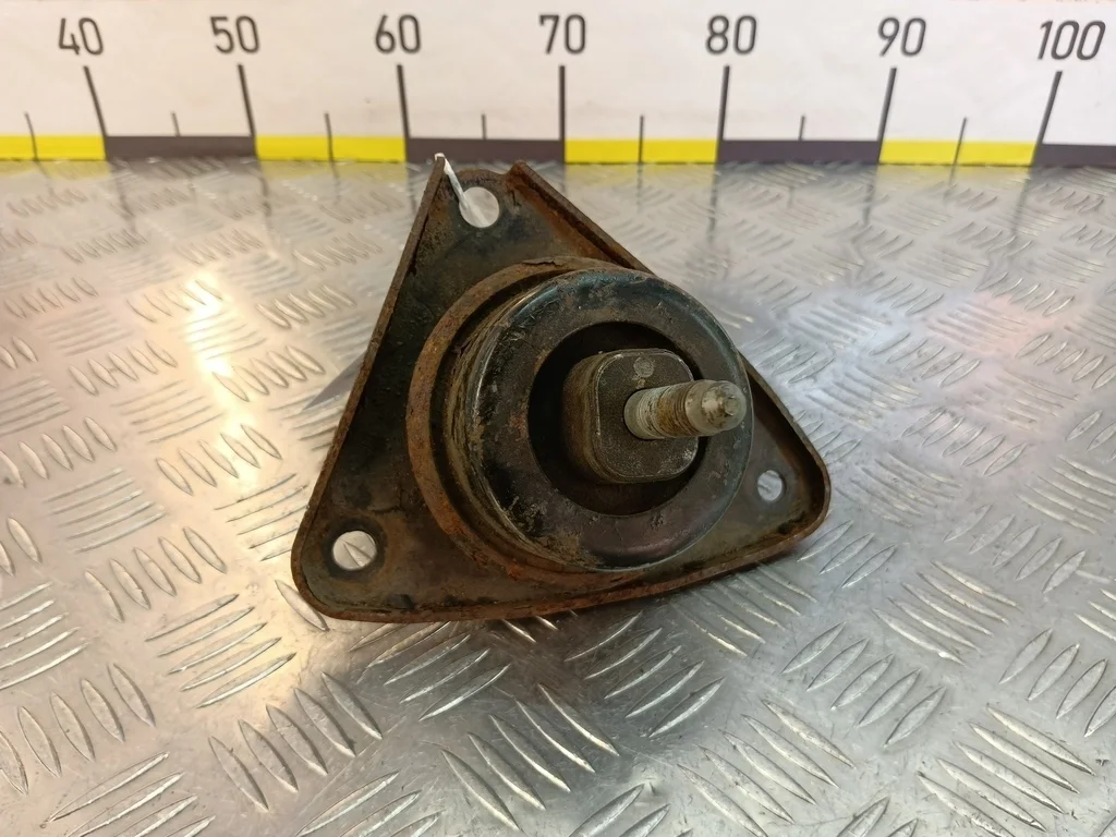 Подушка двигателя (Опора ДВС) Kia Ceed ED (2006—2