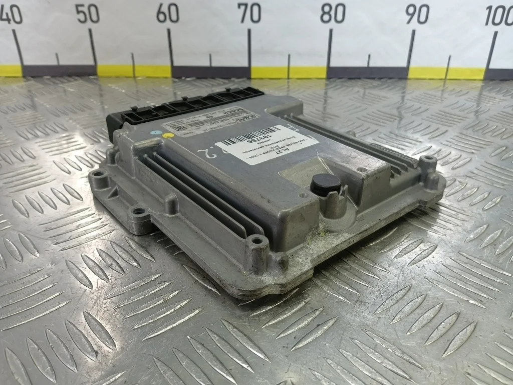 Блок управления двигателем LAND ROVER FREELANDER