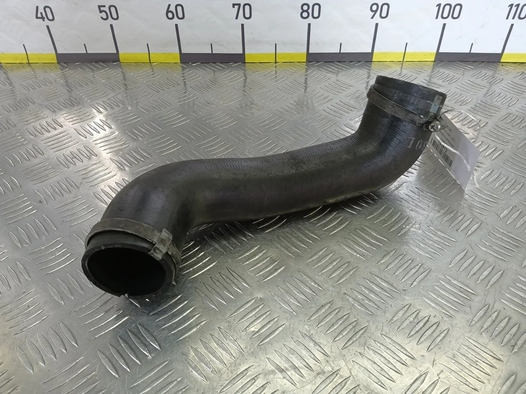 Патрубок интеркулера Jaguar XF I (2007—2011)