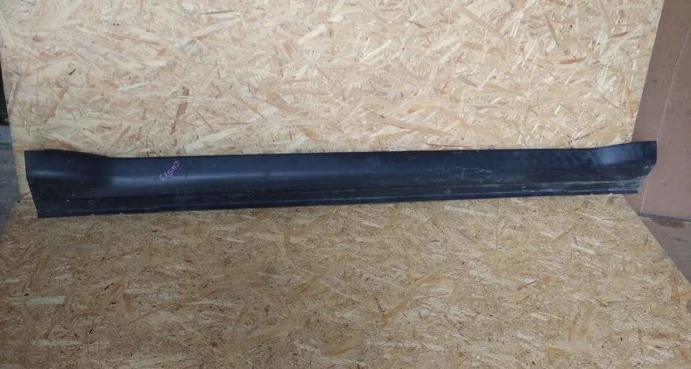 Б.у. порог пластиковый MITSUBISHI OUTLANDER XL CW5W MITSUBISHI OUTLANDER XL CW5W