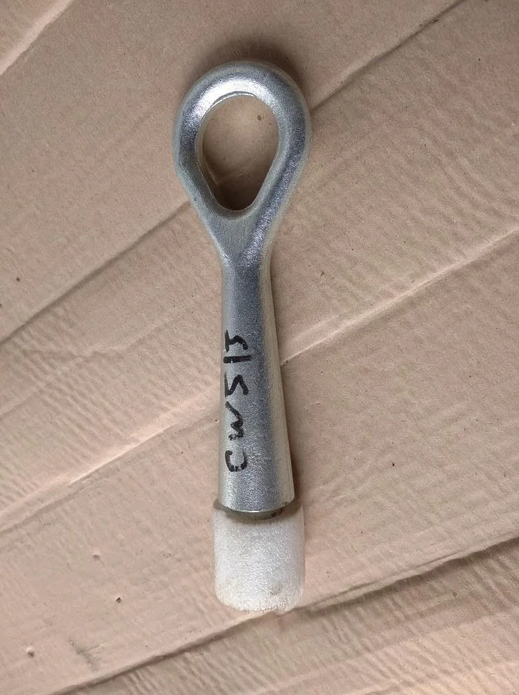 Б.у. крюк буксировочный MITSUBISHI OUTLANDER XL CW5W MITSUBISHI OUTLANDER XL CW5W