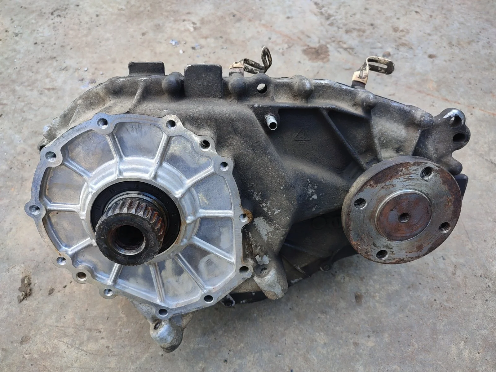 Раздатка SsangYong Rexton 2009 Y250