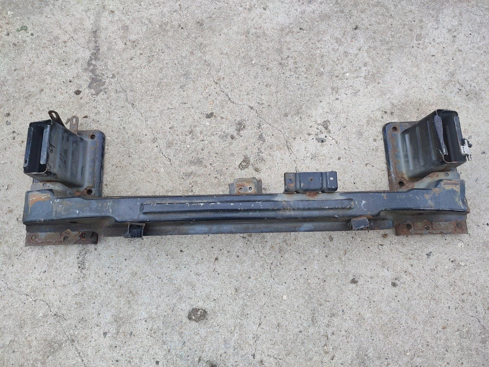 Усилитель бампера SsangYong Actyon 2013 C200