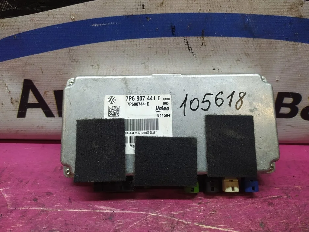Блок управления камерами VW Touareg 2 7P6907441E