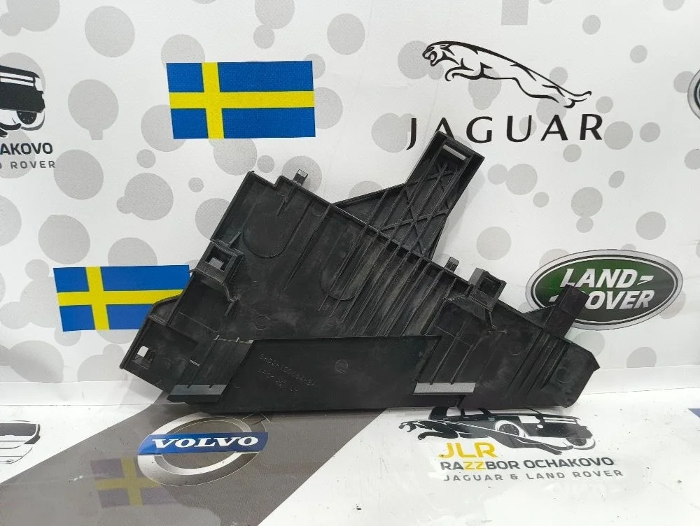 Кронштейн левой фары Land Rover Freelander 2 L359 Freelander II (2006—2010)