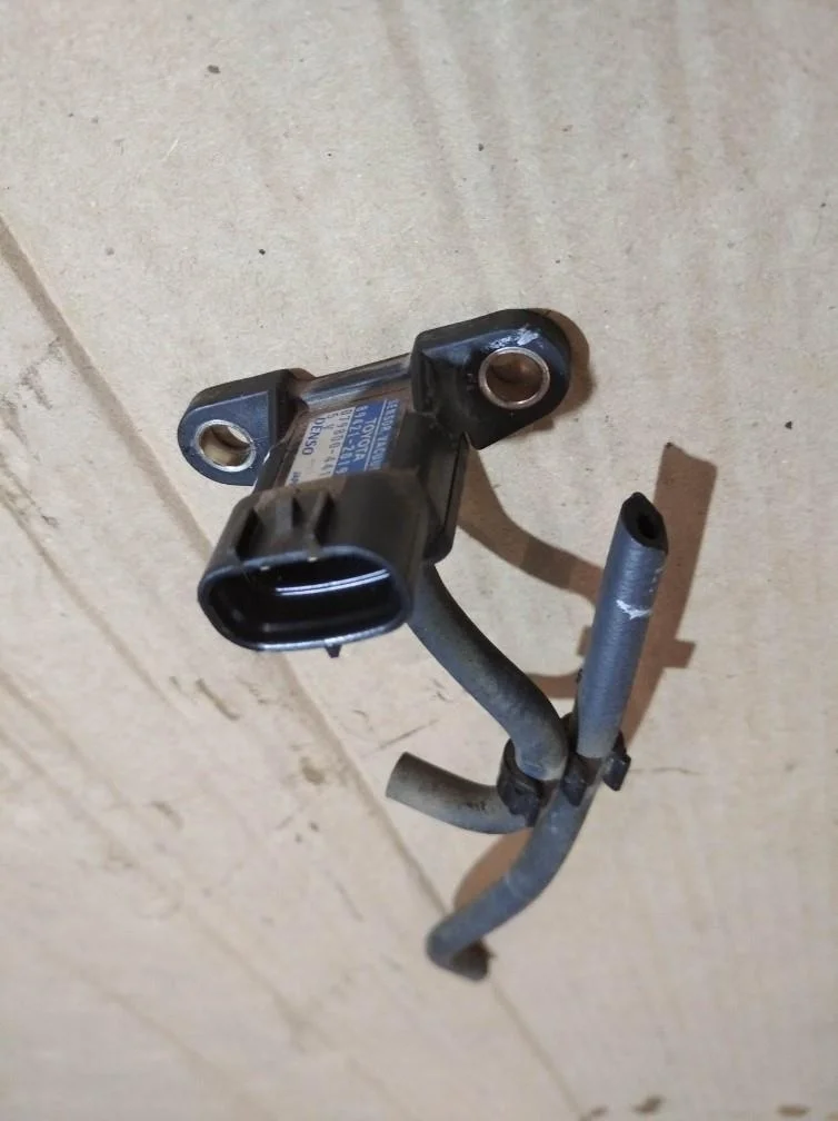 Б.у. датчик абсолютного давления TOYOTA AVENSIS AZT251 TOYOTA AVENSIS AZT251